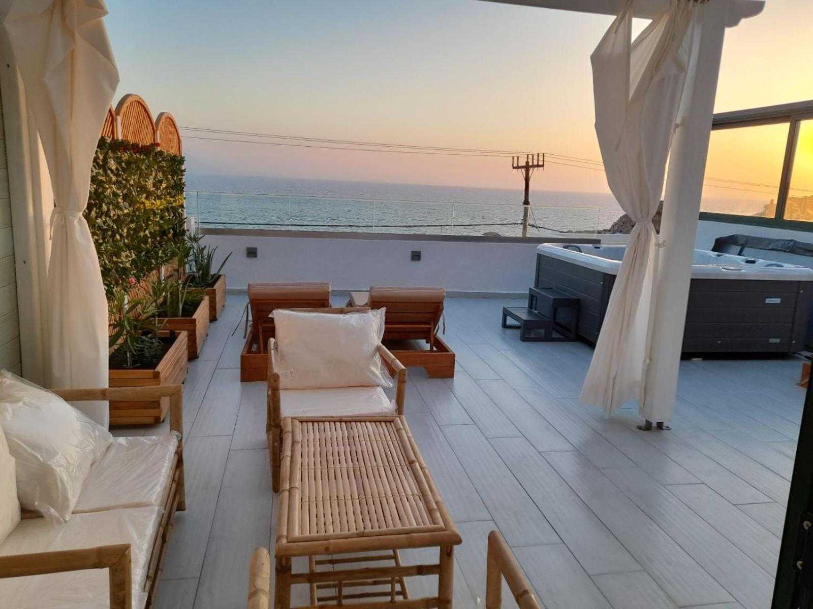 Hotel Finiki View Buitenkant foto