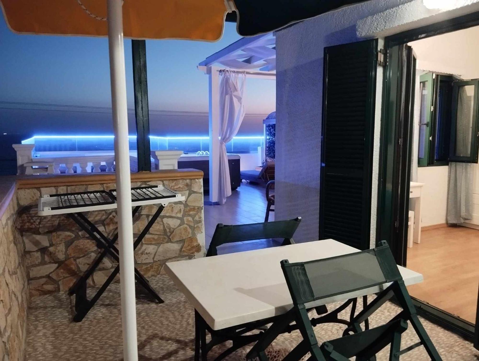 Hotel Finiki View Buitenkant foto