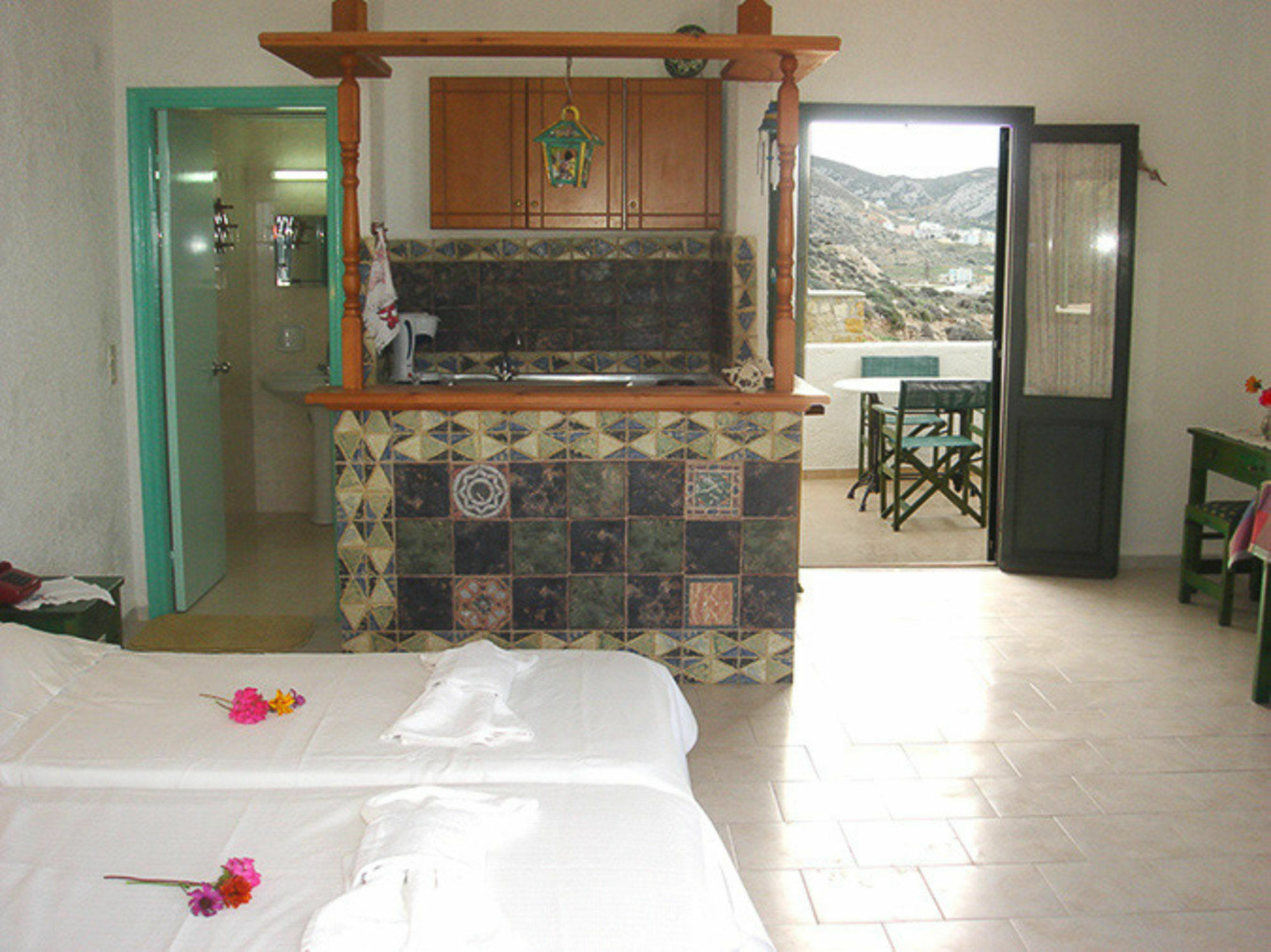 Hotel Finiki View Buitenkant foto